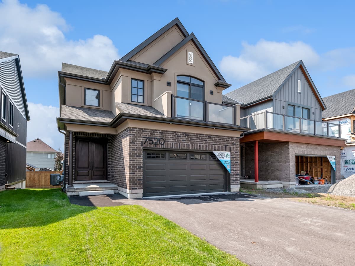 pre-construction listing Splendour